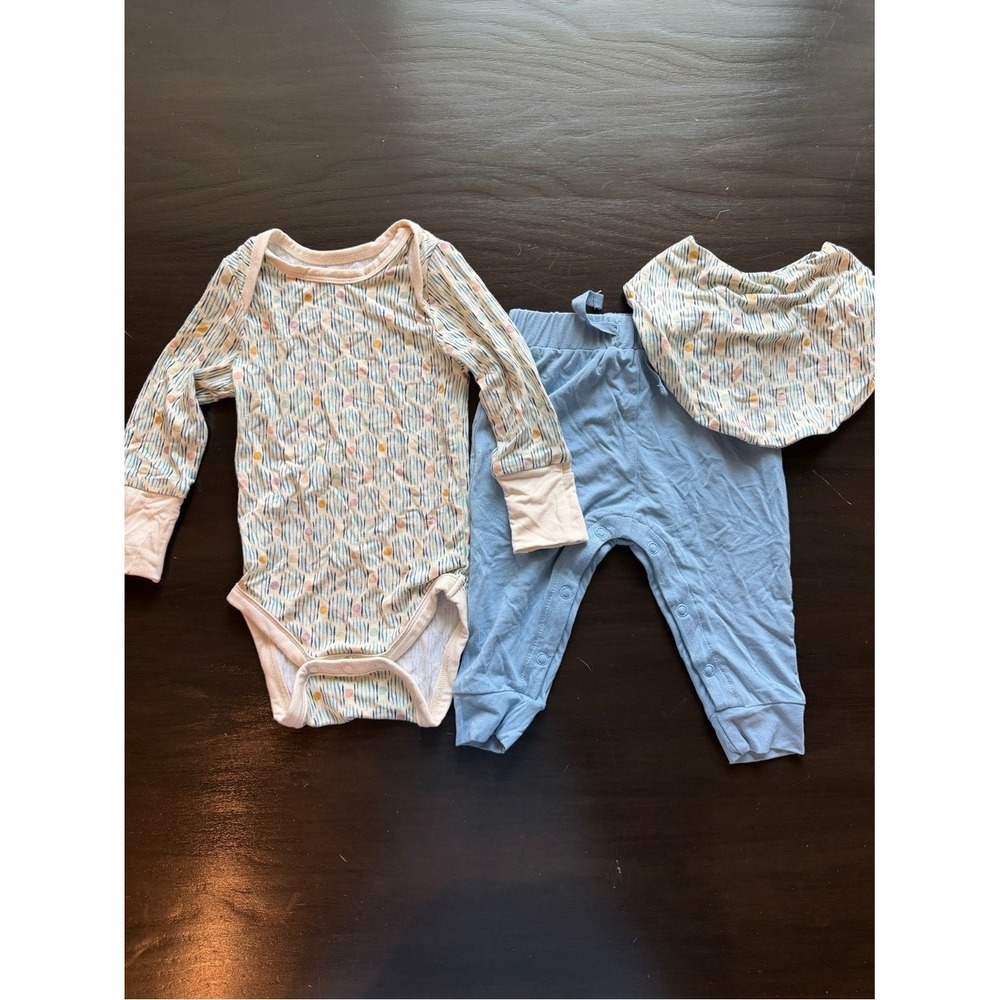 Tiny Kind Bamboo Viscose 3PC Infant Set Bodysuit Pants Bib Blue Cream 0-3 Months
